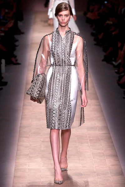 Look 34
